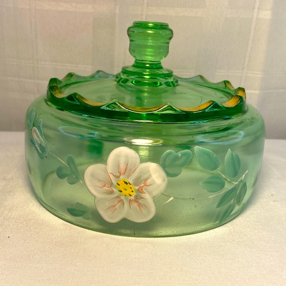 COPY - 1904 VOGUE ENAMELLED ROSES ROUND COVERED BUTTER DISH JEFFERSON GLASS COM… - Picture 5 of 14